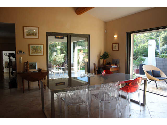  Location Villa 4CH GRIMAUD 